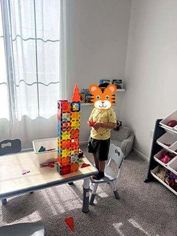 Master builder at work